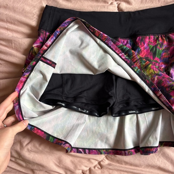 Lululemon Pace Rival Mid Rise Skirt in Hyper Flow Pink Patten - Picture 10 of 11